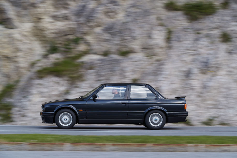 "Тройка", "хулиганка", "крыса": легендарной BMW 3-series исполнилось 40 лет!