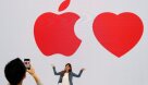 Жители Латвии на фондовом рынке США предпочитают покупать акции Apple