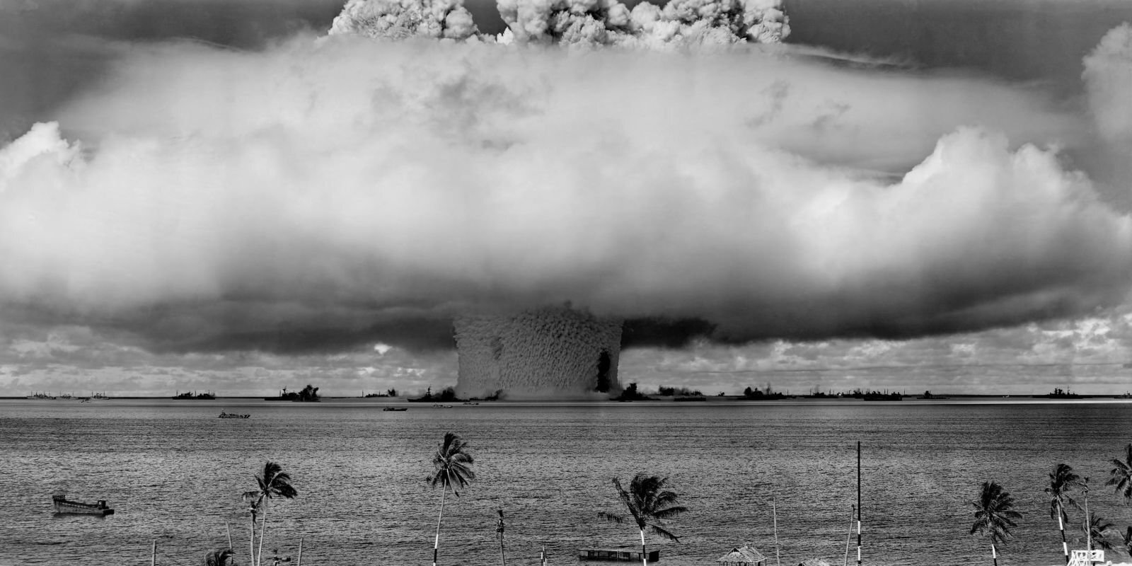 Pastardienas bumbu mantojums: kas šobrīd notiek kodolizmēģinājumu vietās
