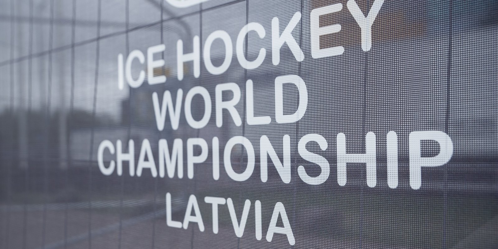 Kurš maksās? Kāpēc Latvija atkal raujas rīkot lielo hokeju un kā tas beidzās iepriekšējoreiz