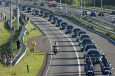 ‘MH17’ upuru sagaidīšana Nīderlandē