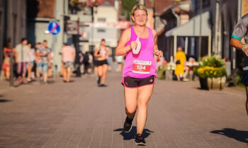 No atbrīvojuma sportā līdz maratonam – skrienošā skolotāja Jekaterina