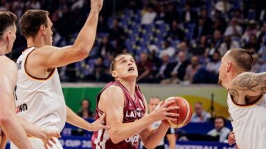 Латвия — лучшая команда ЧМ по реализации трехочковых, Жагарс — лидер по передачам