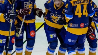 Hokeja skola 'Rīga' tiek pie uzvaras OHL mačā