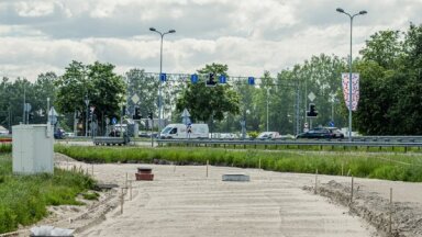 'Rail Baltica' ietvaros pie lidostas izbūvētas inženierkomunikācijas un top ceļi