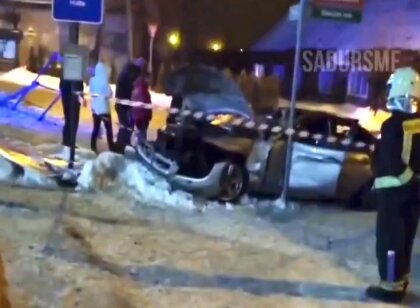 Maltas pagastā avarējis BMW ar Ukrainas valstspiederīgajiem; četri hospitalizētie