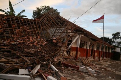 Землетрясение в Индонезии: более 50 человек погибли, сотни получили ранения