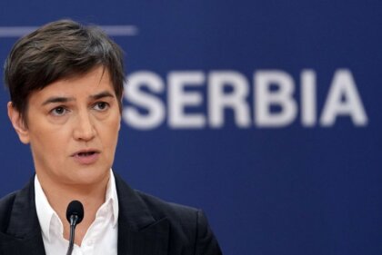 Serbijas premjerministre brīdina par bruņotu konfliktu risku Kosovā