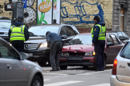 Vecgada dienā Latvijā reģistrētas 67 avārijas; cietuši 14 cilvēki