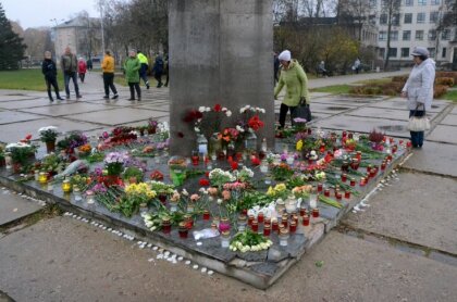 В Даугавпилсе начинается снос памятников