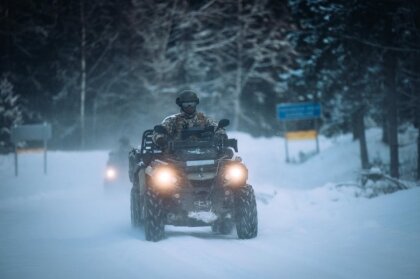 Valodas eksāmenu nenokārtojušos Krievijas pilsoņus varēs piespiedu kārtā nogādāt uz robežu