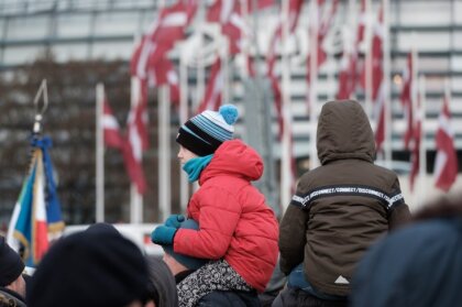 Militāro parādi Rīgā vērojuši ap 70 000 cilvēku