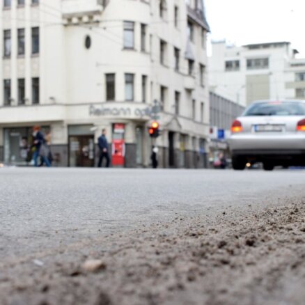 В Риге на ремонт тротуаров планируется потратить почти полтора миллиона евро