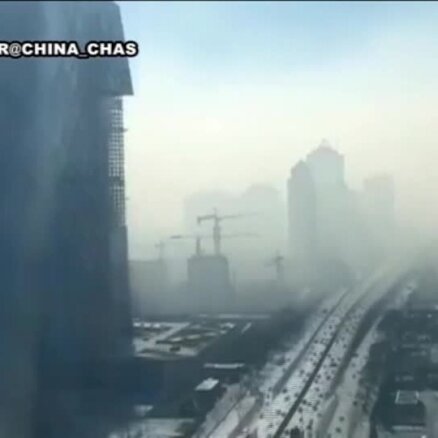 Video: Kā Pekina pazūd kaitīga smoga mutuļos