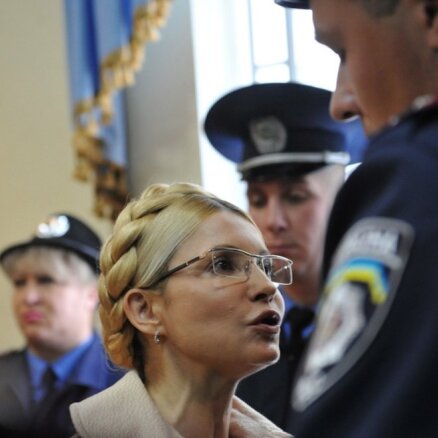 Pret Ukrainas ekspremjeri Timošenko  atsāktas četras krimināllietas