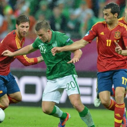 Испания разгромом лишила Ирландию шансов на 1/4 финала
