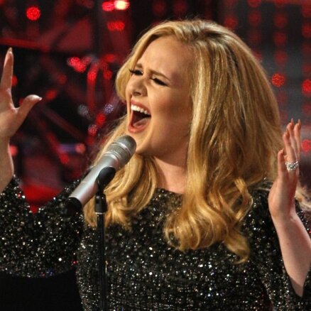 Adele nākamgad dosies Eiropas koncertturnejā