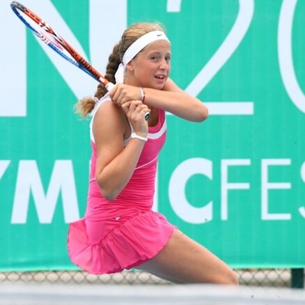 Латвийская теннисистка смела Торнадо и уже в полуфинале "Уимблдона"