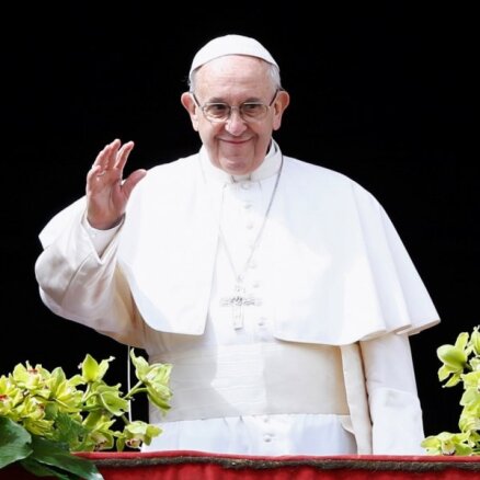 Pāvests Francisks Lieldienu uzrunā aicina izbeigt konfliktus