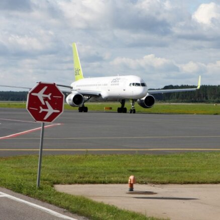 'airBaltic ' sāga: valdība kā vienu no iespējām apsver daļu atpirkšanu no BAS