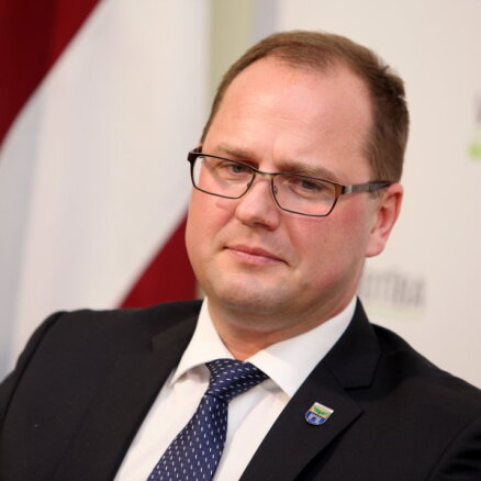 Čudars aicina Āboltiņu pašai izvirzīt sevi 'Vienotības' vadītāja amatam