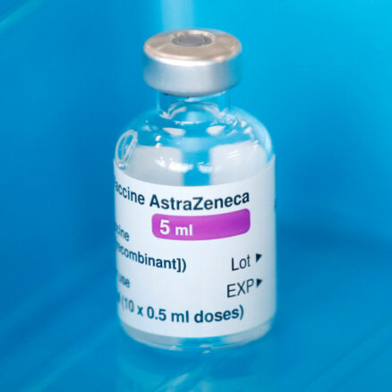 Latvija saņēmusi 64 800 'AstraZeneca' vakcīnu devu