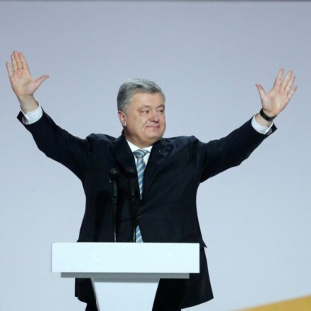 Porošenko kandidēs uz otro termiņu Ukrainas prezidenta amatā