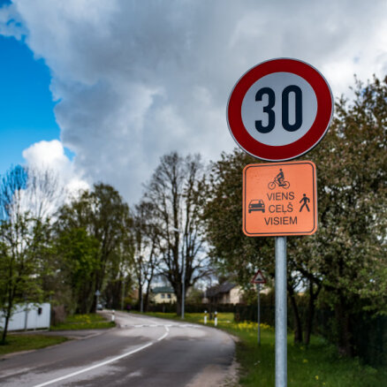 Siguldas centrā izveidota 30 km/h braukšanas ātruma ierobežojoša zona
