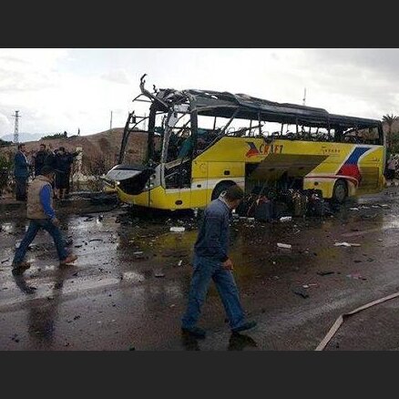 Египет: самоубийца взорвал автобус с туристами