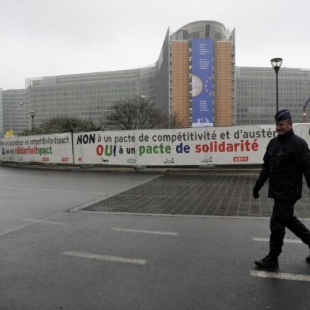 Cаммит: ЕС договорился о стабфонде и фискальном пакте