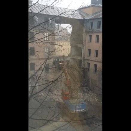 Darba inspekcija saskata pārkāpumus Jeruzalemes ielas ēkas nojaukšanas darbos