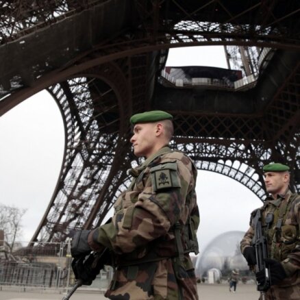 Латвия соболезнует Франции в связи с гибелью людей в Париже