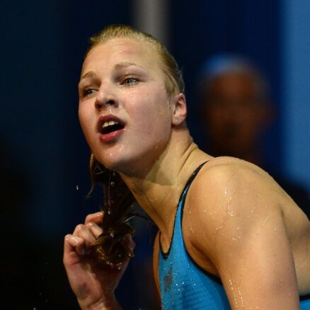 16-летняя литовская пловчиха установила мировой рекорд