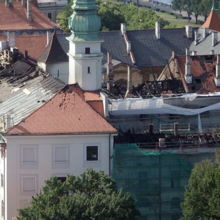 Расходы на ликвидацию последствий пожара в Рижском замке покроют из средств на его реконструкцию