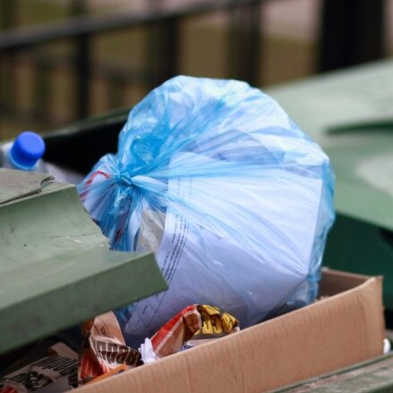 В Олайнском крае закрыты уже две площадки для сортировки мусора из-за безответственности жителей