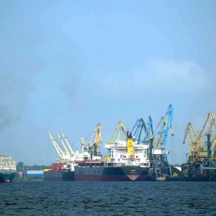 Рижский порт: в благоприятной ситуации грузооборот увеличится на 7-8%, но возможен и спад