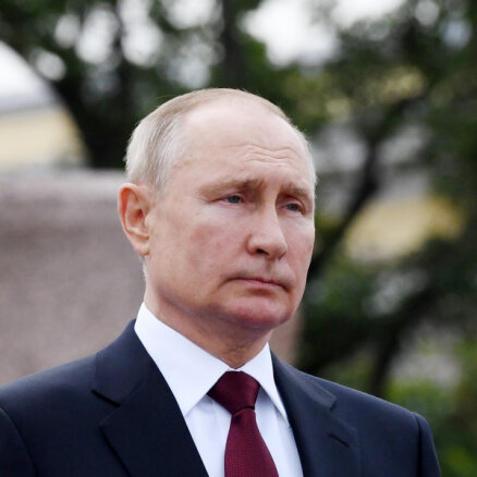 Владимир Путин подписал новый закон об "иноагентах"