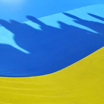 В продолжение "Недели Украины" в четверг у памятника Свободы будет поднят большой флаг Украины