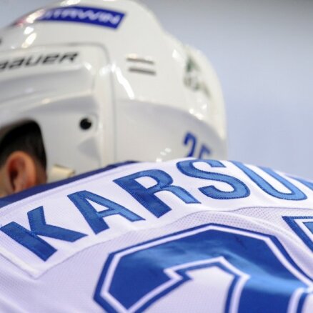 Karsuma pārstāvētā Maskavas 'Dinamo' pieveic KHL čempioni SKA