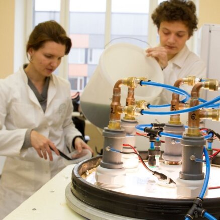 RTU zinātnieku bioreaktorā izaudzēts superēdiens nonāk tirgū