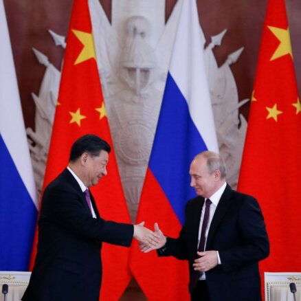 Путин и Си провели переговоры по видеосвязи