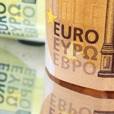 Latvijas finanšu iestāžu peļņa gada pirmajā mēnesī sasniegusi 51,9 miljonus eiro