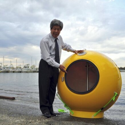 Японец создал сферу для спасения от цунами