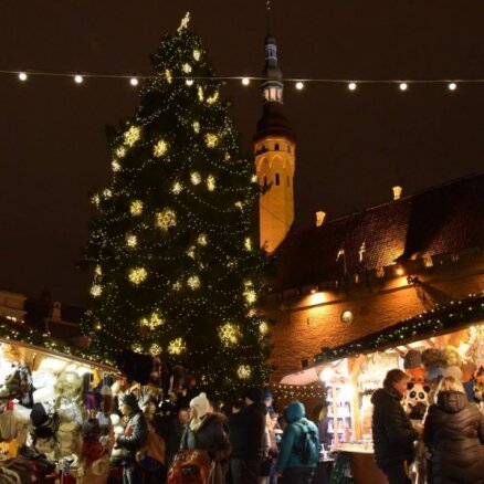 Tallinas vecpilsētā šajā nedēļas nogalē atklāts Ziemassvētku tirdziņš