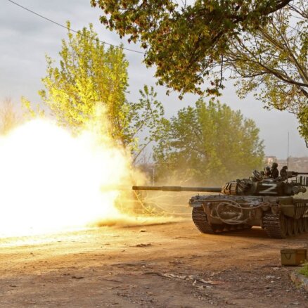 Российского танкиста, выстрелившего в жилой дом в Украине, приговорили к 10 годам