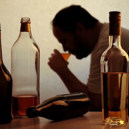 ReTV: в Латвии только 3% алкоголиков способны бросить пить