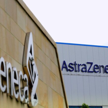 'AstraZeneca' atkal paziņo par ES paredzēto vakcīnu piegāžu samazināšanu