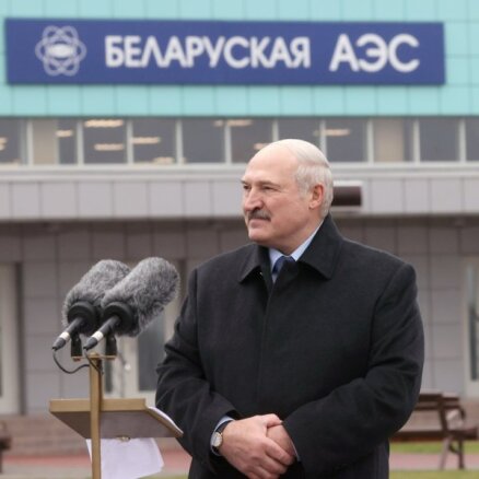Lukašenko ir kā 'Moskvič 412' – AES Baltkrievijai nav vajadzīga, uzskata Cepkalo