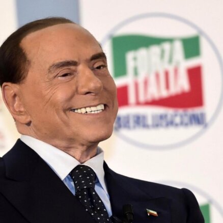 Как Сильвио Берлускони скупает роскошные виллы, меняет молодых любовниц и мастерски избегает тюрьмы