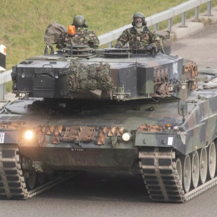 Правительство ФРГ подтвердило отправку танков Leopard в Украину